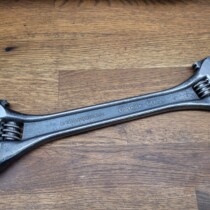 Bahco Dubbel 72/73 Typ VI Skiftnyckel Baksida